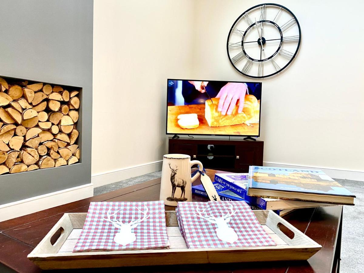 Serviced Accommodation Moray Lesmurdie House, Elgin - Free Parking, Free Wifi Exterior foto